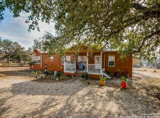 218 Misty Bnd, Floresville, TX 78114