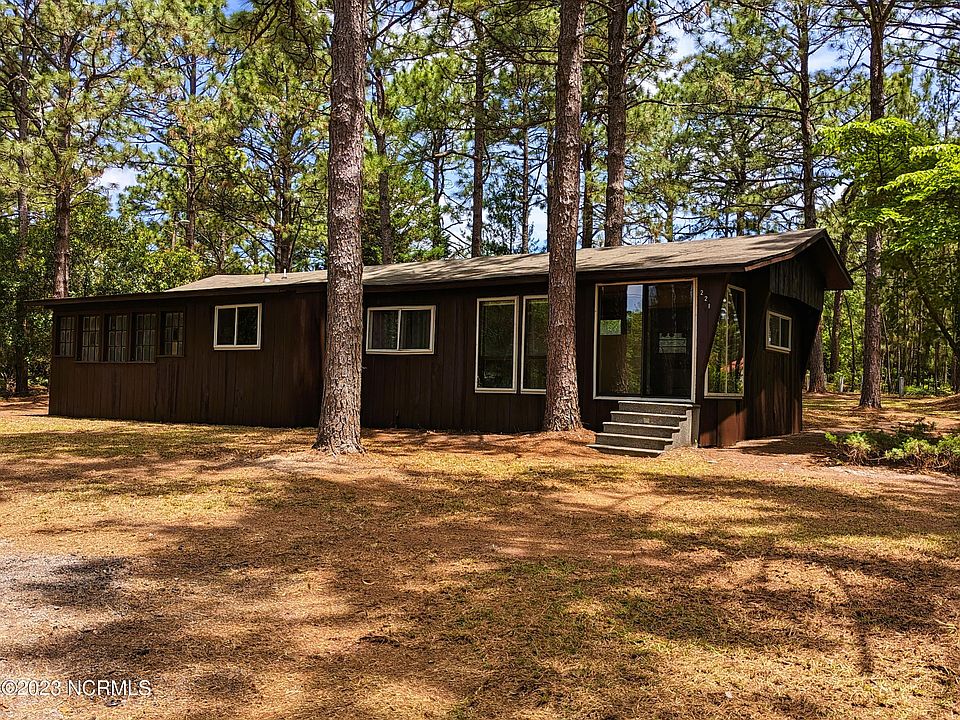 221 Hazelwood Drive, Aberdeen, NC 28315 MLS 100387638 Zillow
