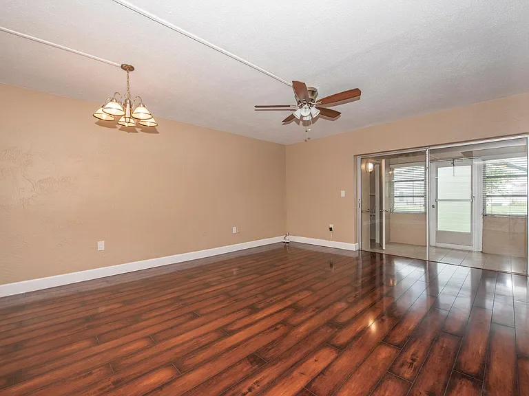 4600 98th Way N #104 — Photo 14