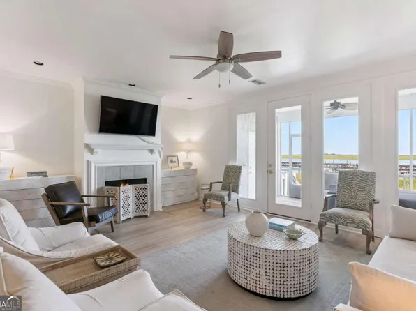 1105 Plantation Point Dr, Saint Simons Island, GA 31522