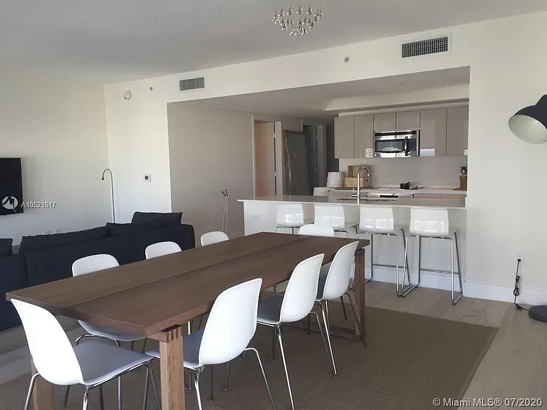 2600 E Hallandale Beach Blvd #2202 — Photo 7