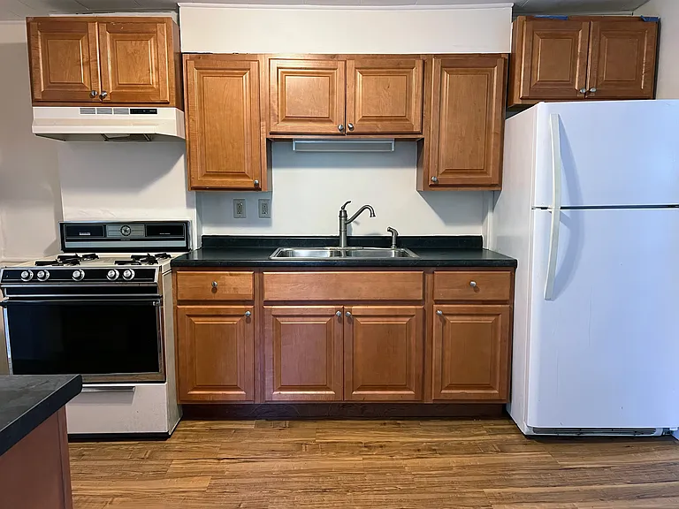 65 School St #4 — Photo 6