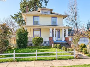 625 NE Cowls St, McMinnville, OR 97128