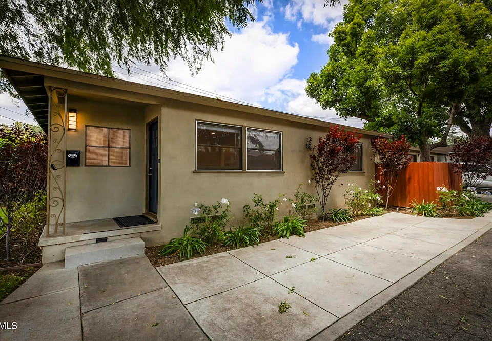 420 Violet Ave