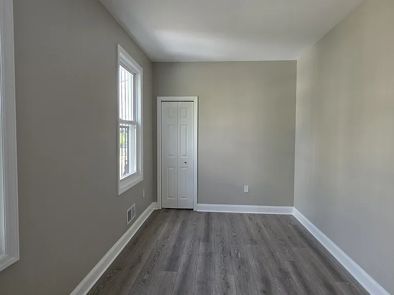218 Dwight St #1 — Photo 8