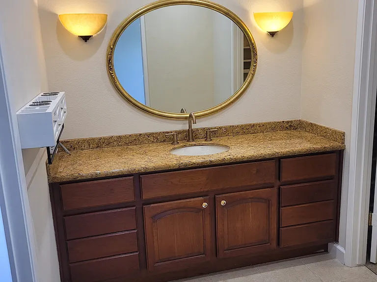 284 Crown Cir — Photo 35