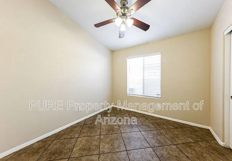 3514 W Fallen Leaf Ln — Photo 20