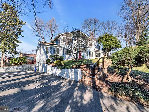 4th image of 3821 Bosworth Ct