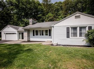 20 Cedar Hill Rd, Milford, CT 06461