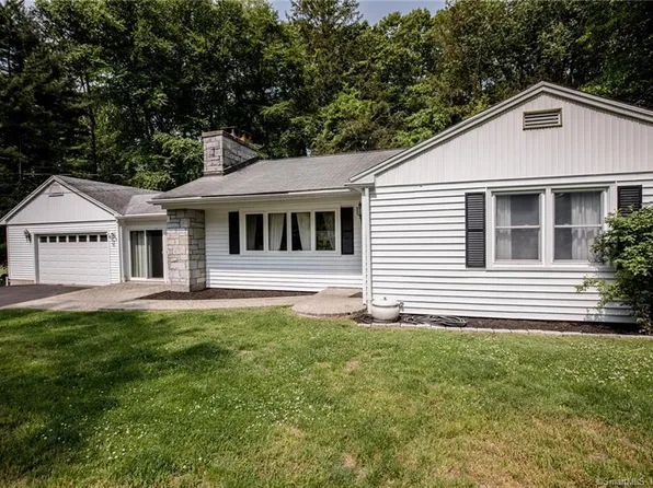 20 Cedar Hill Road, Milford, CT 06461