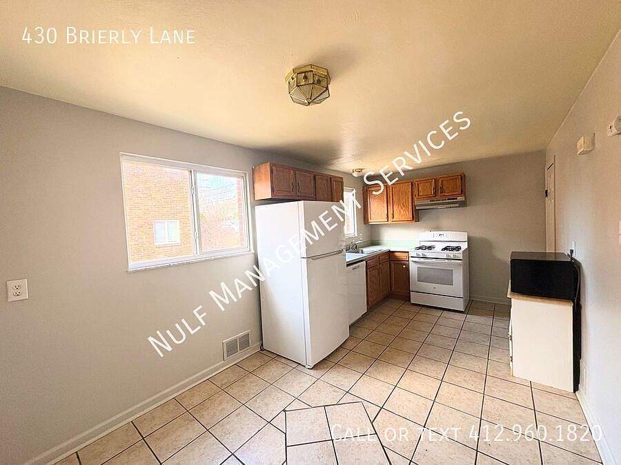 1st image of 430 Brierly Ln