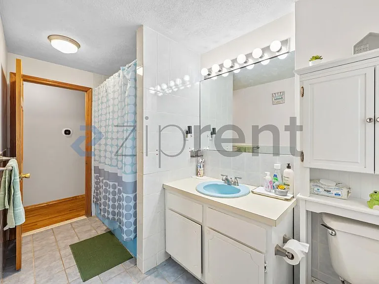 12 Thomas St — Photo 16
