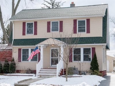 477 Ridgeland Ave, Valparaiso, IN, 46385