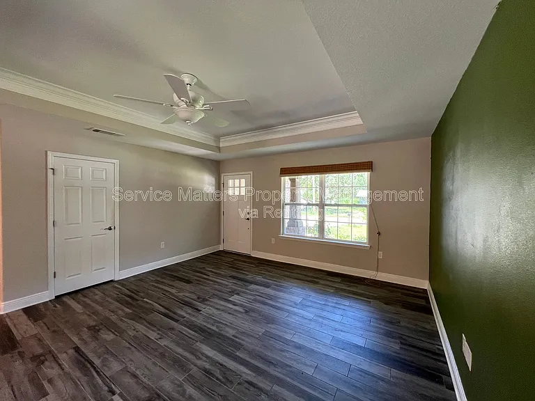 2965 N 14th Ave — Photo 8