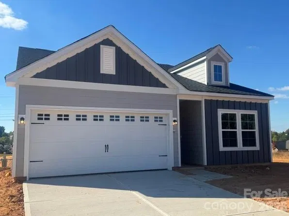 209 Rodeo Dr, Shelby, NC 28150