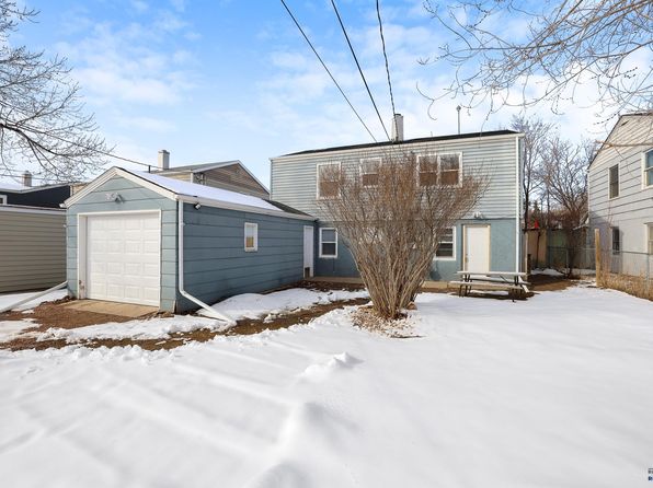 rapid-city-south-dakota-218881116 picture