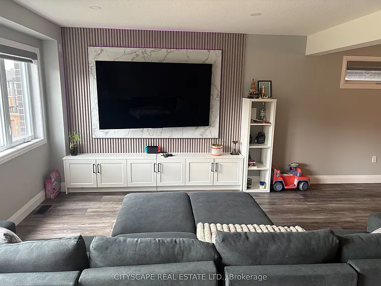 117 Stephenson Way — Photo 11