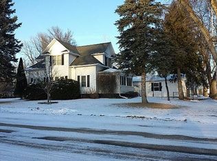 301 E 6th St, Donnelly, MN 56235