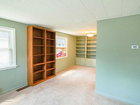 4th image of 513 N Francis Ave