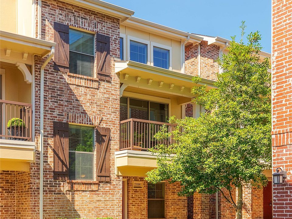 1st image of 2104 Azure Pointe