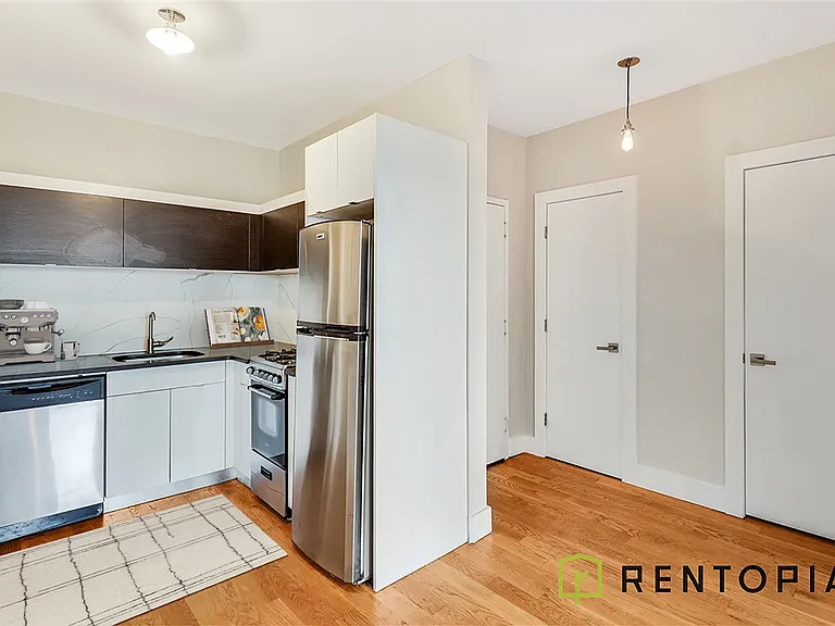 283 Malcolm X Blvd #2R — Photo 2