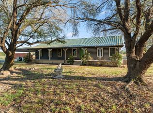520 W Farm To Market Rd #71, Mount Pleasant, TX 75455