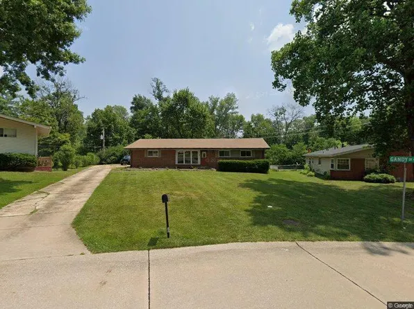 67 Graeler Dr, Saint Louis, MO 63146