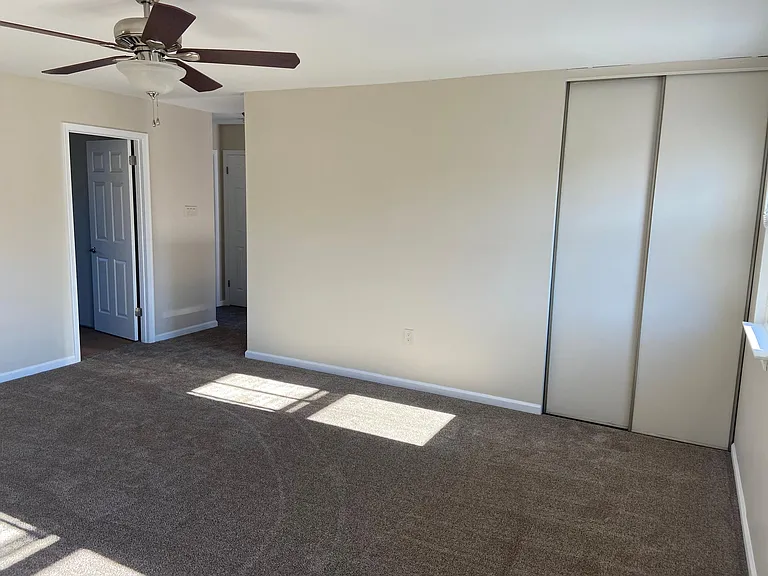 277 Shirley Dr #2 — Photo 6