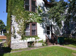 421 Willow Ave, Joliet, IL 60436