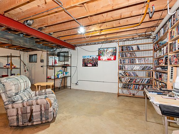 3rd image of 8036 Binford Dr