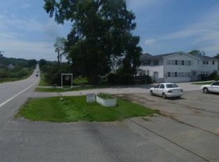 2412 Western Ave APT Y, Newburgh, ME 04444