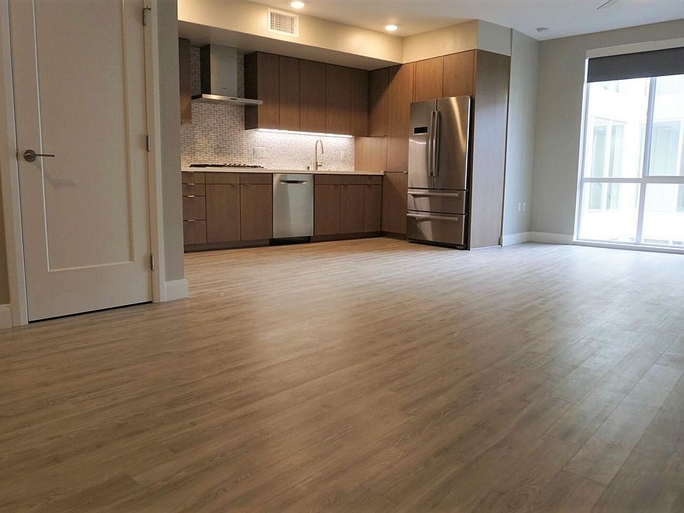 1st image of 535 India St #511