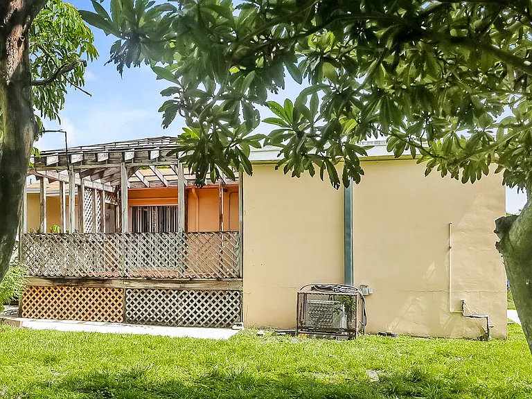 2468 Wiley St — Photo 15
