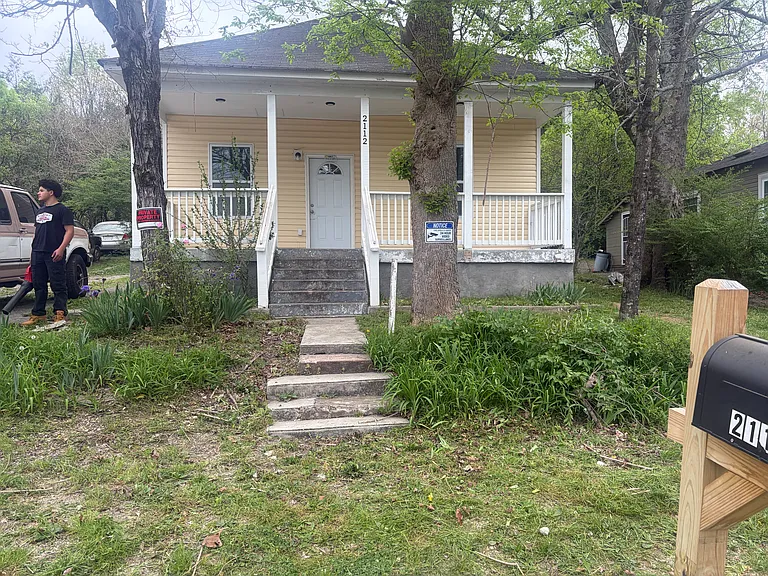 2112 Davenport St — Photo 13