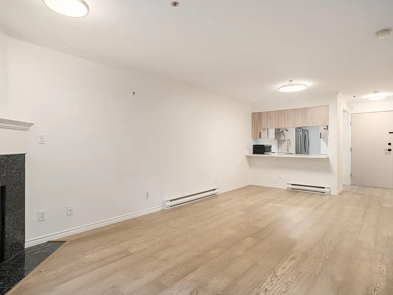 1550 Marine Dr #103 — Photo 7