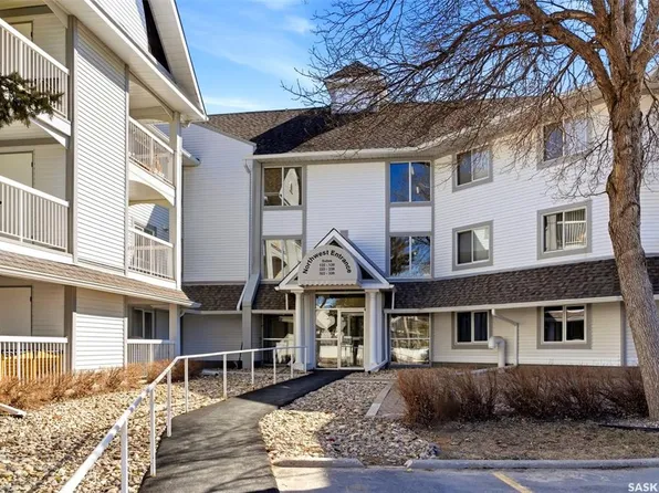 UNIT 331-960 Assiniboine AVENUE, Regina, SK S4V 2P8