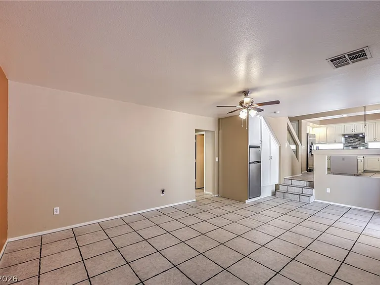10035 Daybreak Dew Ct — Photo 12