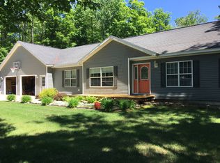 2429 Deepwoods Dr, Gaylord, MI 49735
