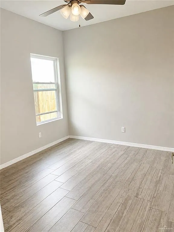 2 bed, 2.0 bath, 858 sqft, $1,050 — Photo 4