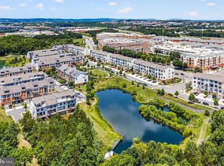 Lofts At Village Walk Condo, Leesburg, VA 20175