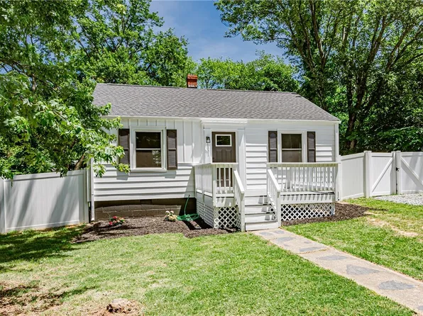 1001 Worth St, Richmond, VA 23225