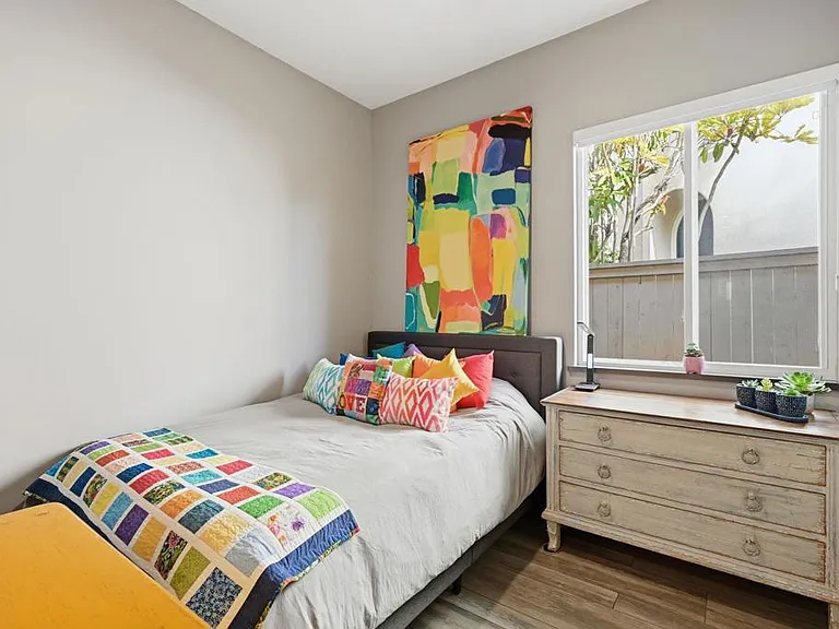 1109 Hampton Ct — Photo 31