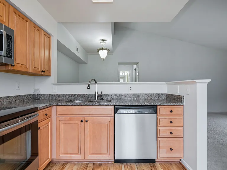 7828 Waverley Mill Ct — Photo 11