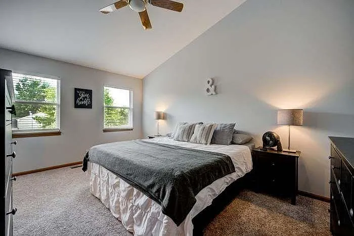 941 Perry Dr — Photo 11