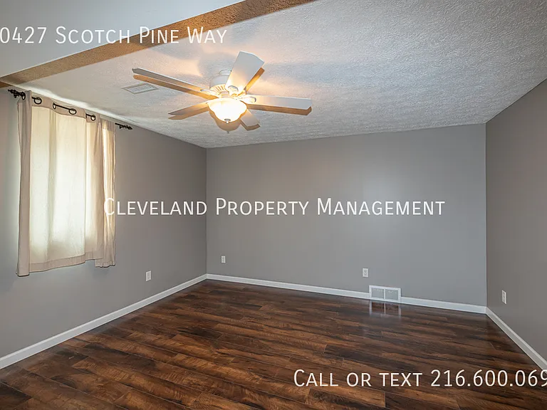 20427 Scotch Pine Way — Photo 35