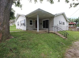 420 4th St, Bethalto, IL