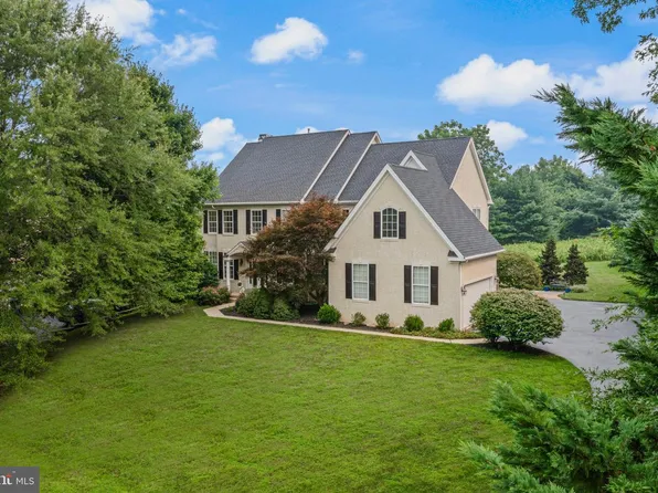 154 Forest Dr, Kennett Square, PA 19348