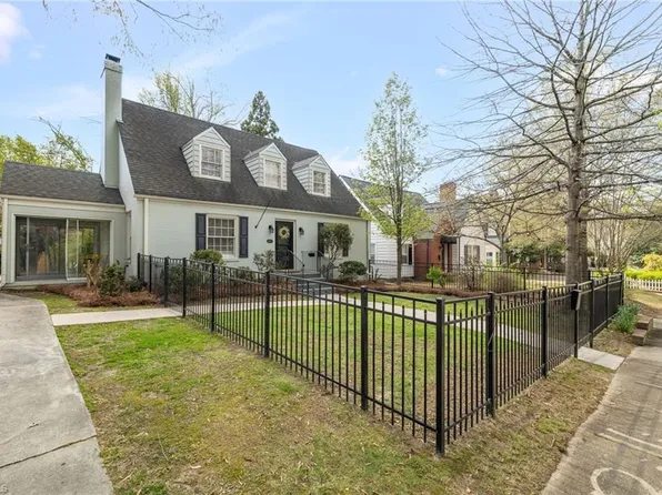 1811 W Friendly Ave, Greensboro, NC 27403