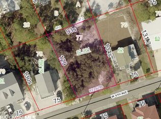 236 W 6th Ave, Gulf Shores, AL 36542