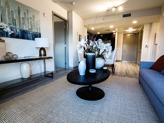4th image of 17720 Magnolia Blvd APT 406
